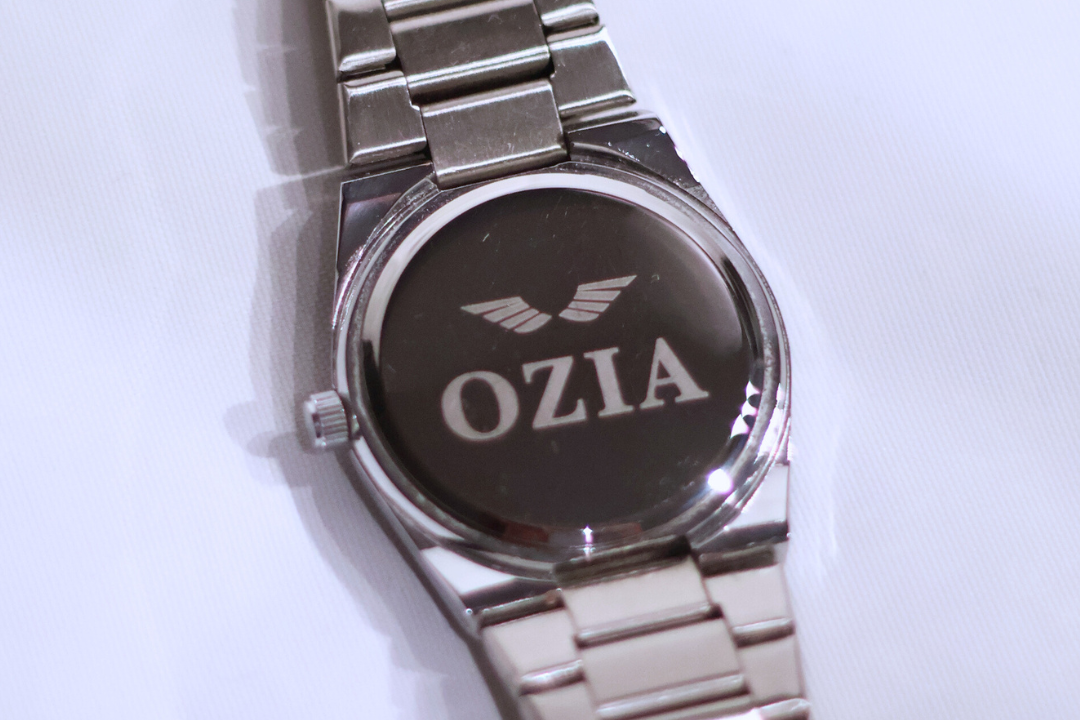 ozia Classic black